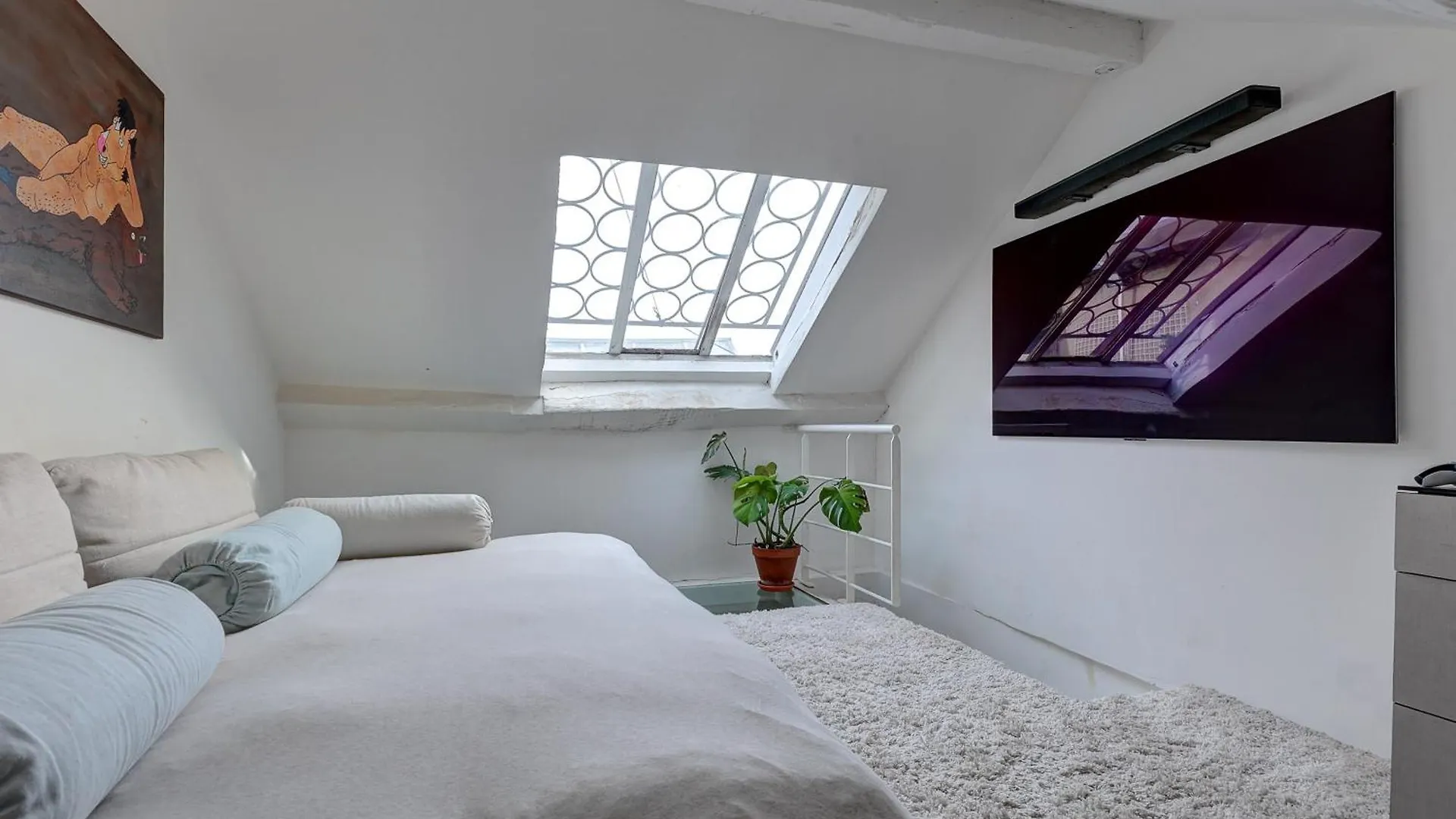Апартаменты Pretty Parisian Penthouse Франция